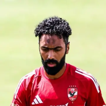 نجم الأهلي السابق: «حسين الشحات أفضل من زيزو.. ومن الممكن أن يرحل للزمالك»